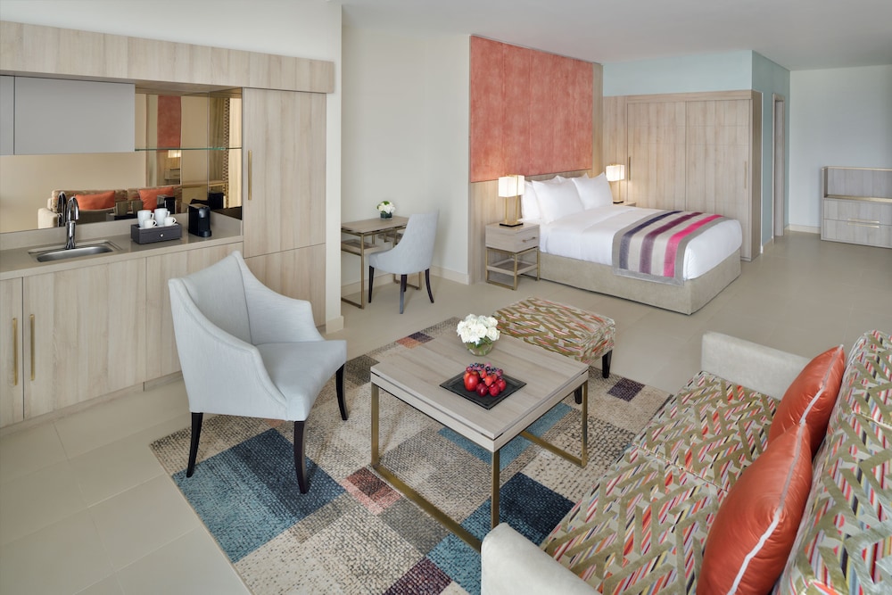 موفنبيك التحلية جدة(Movenpick Hotel Tahlia Jeddah) 19/73