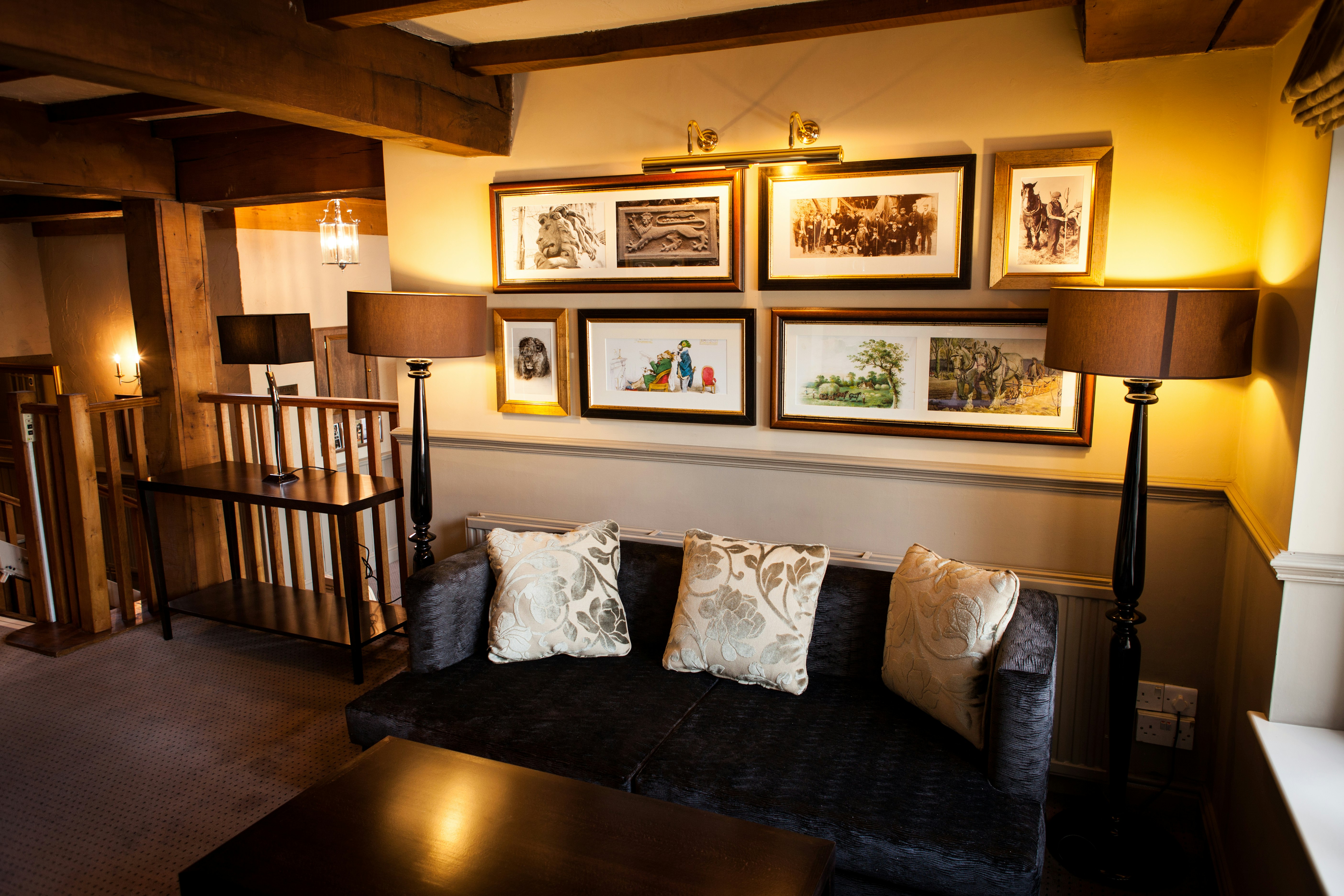 The Red Lion 27/46