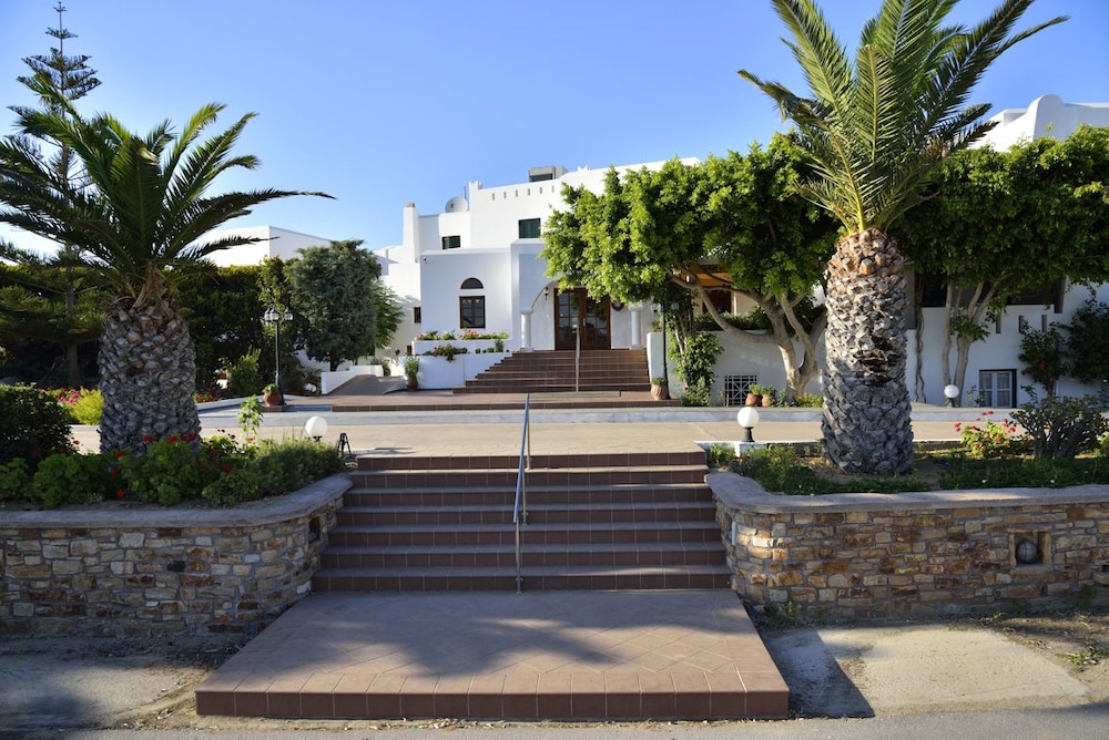 Astir Of Naxos 60/65