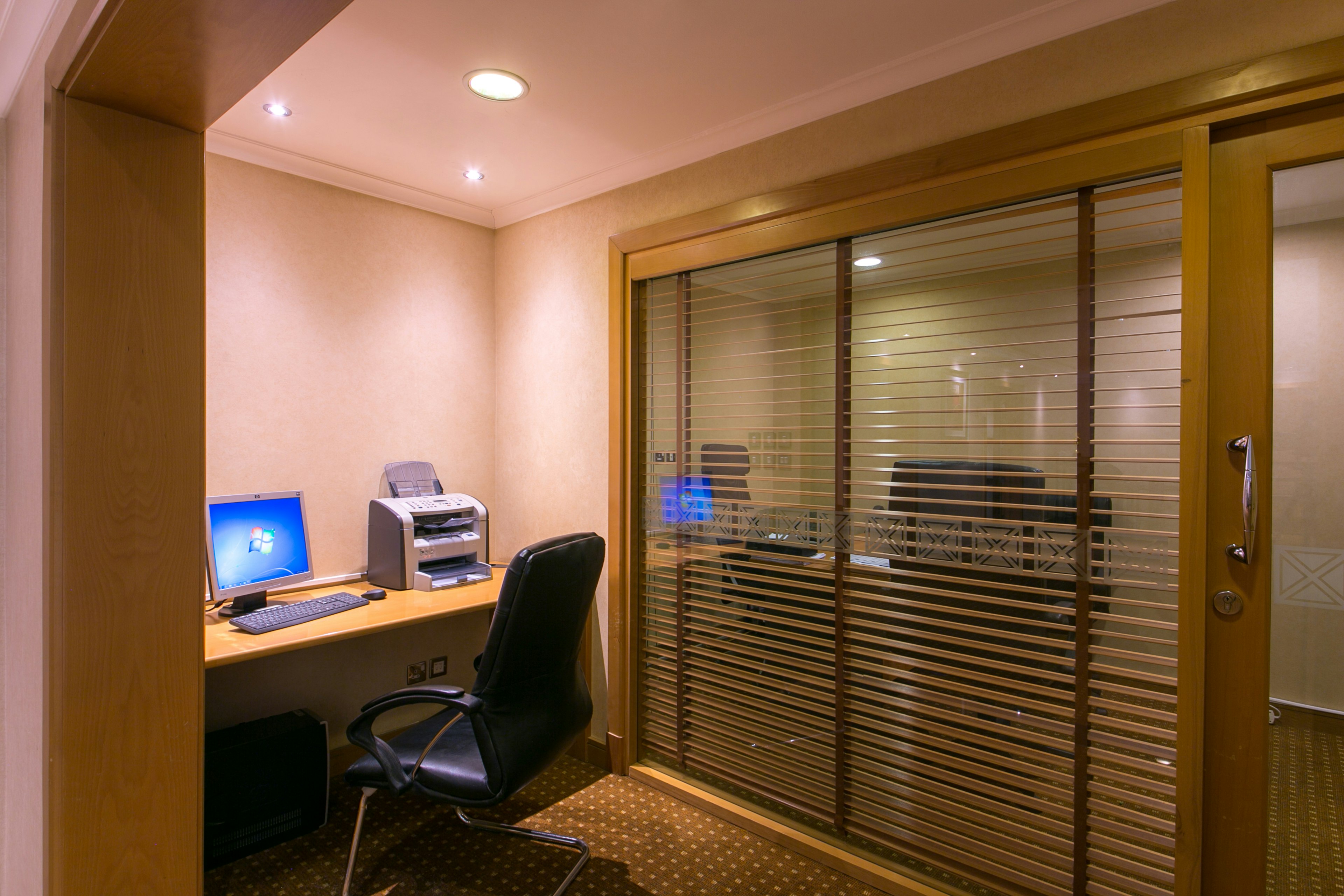 Copthorne Al Jahra Hotel & Resort 64/76
