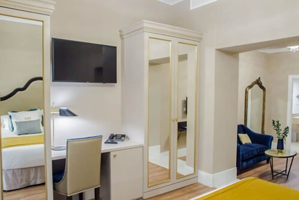 Halo Boutique Hotel Sevilla 26/27