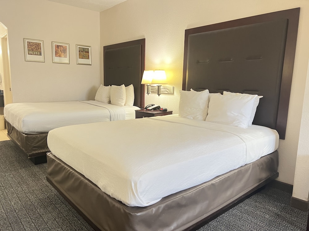 ROOM, 2 QUEEN BEDS, ACCESSIBLE