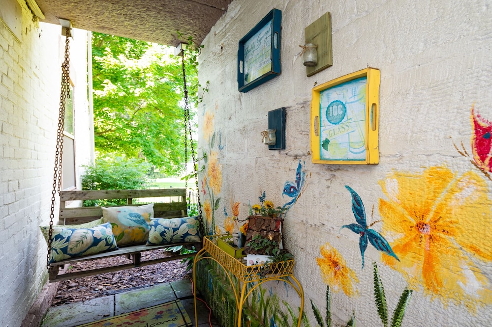 The Pines of Dresden Bed and Breakfast 6/50