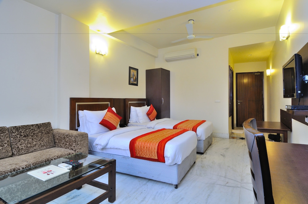 Oyo 11352 Hotel Shanti Villa 11/61