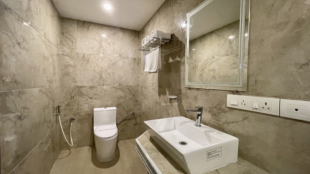 Ziva Suites 48/50