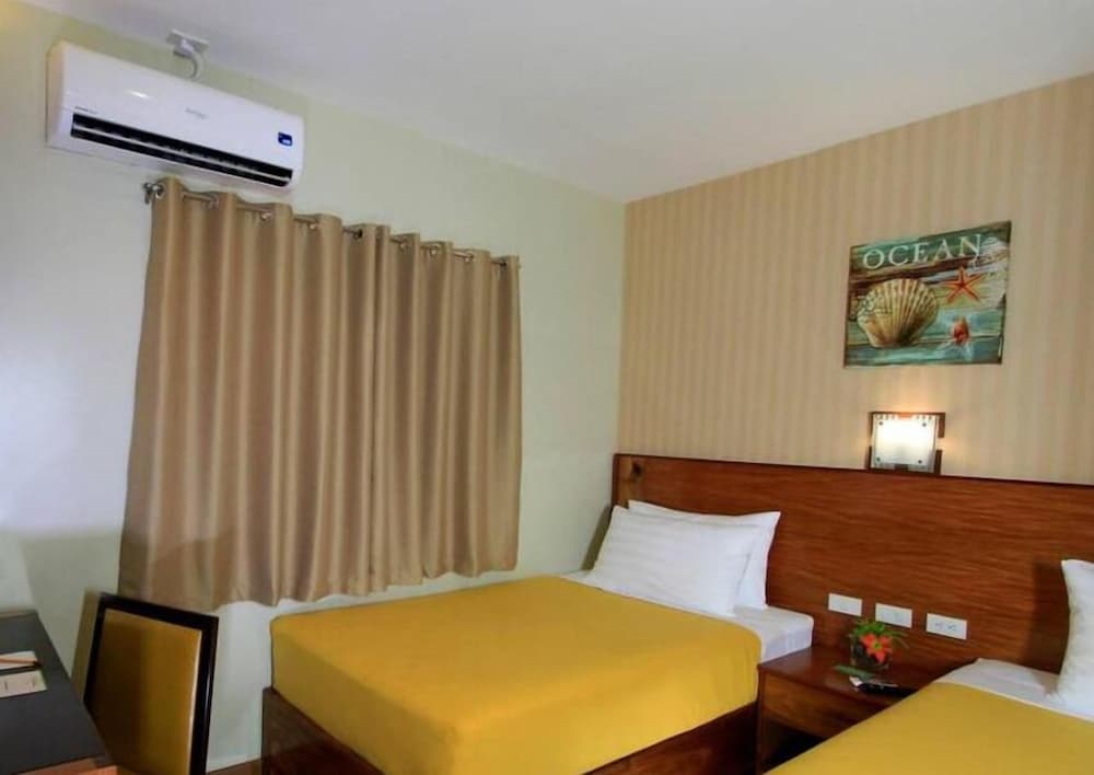Coron Soleil Express Hotel 19/65