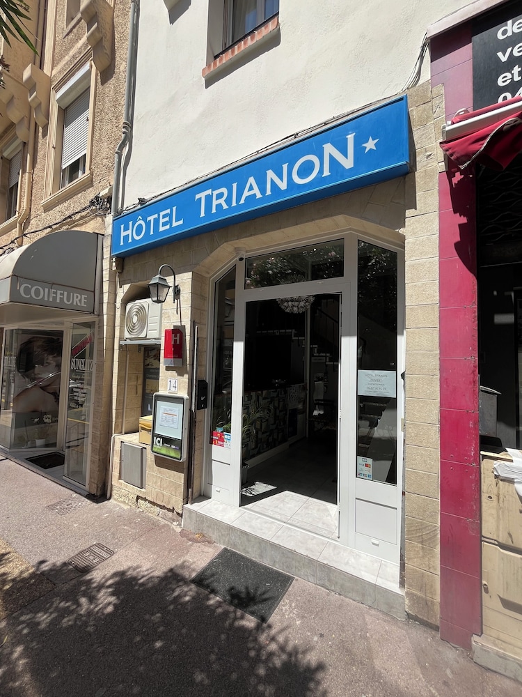 Hotel Trianon 1/23