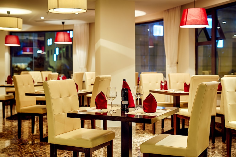Sofia Suite Hotel Danang 38/53