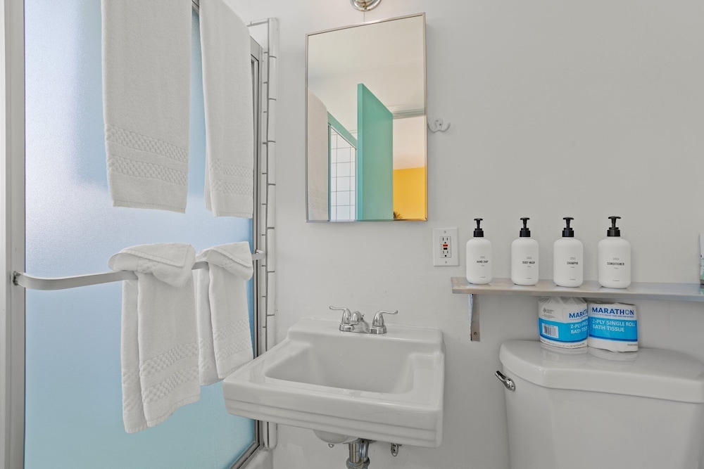 Sagewater Resort and Spa - Adult Only 68/69