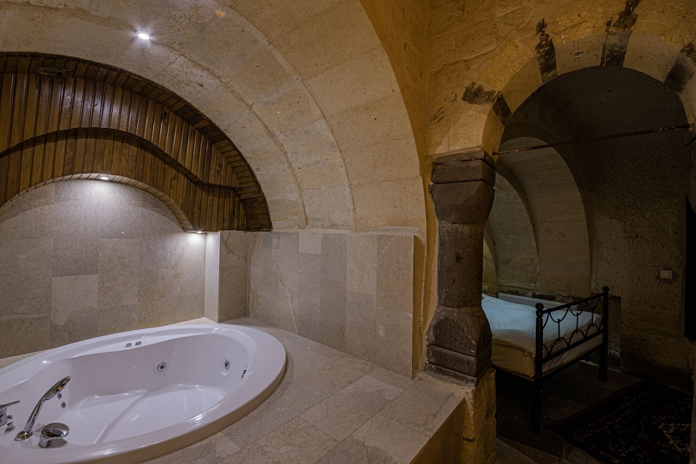 Konak Bezirhane Cave Otel 45/50