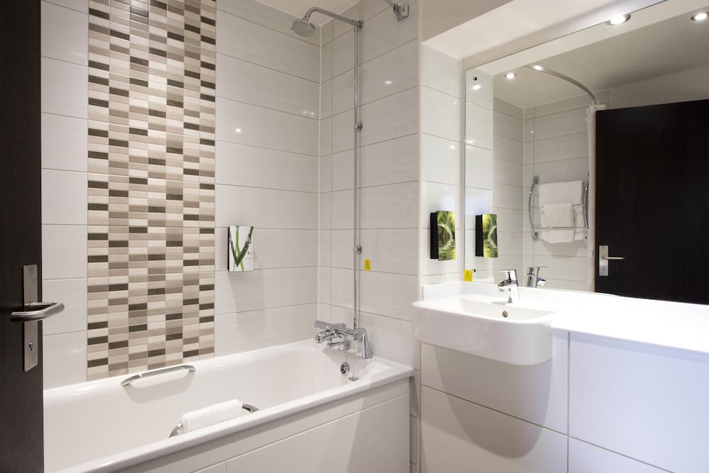 Premier Inn Christchurch West 59/60
