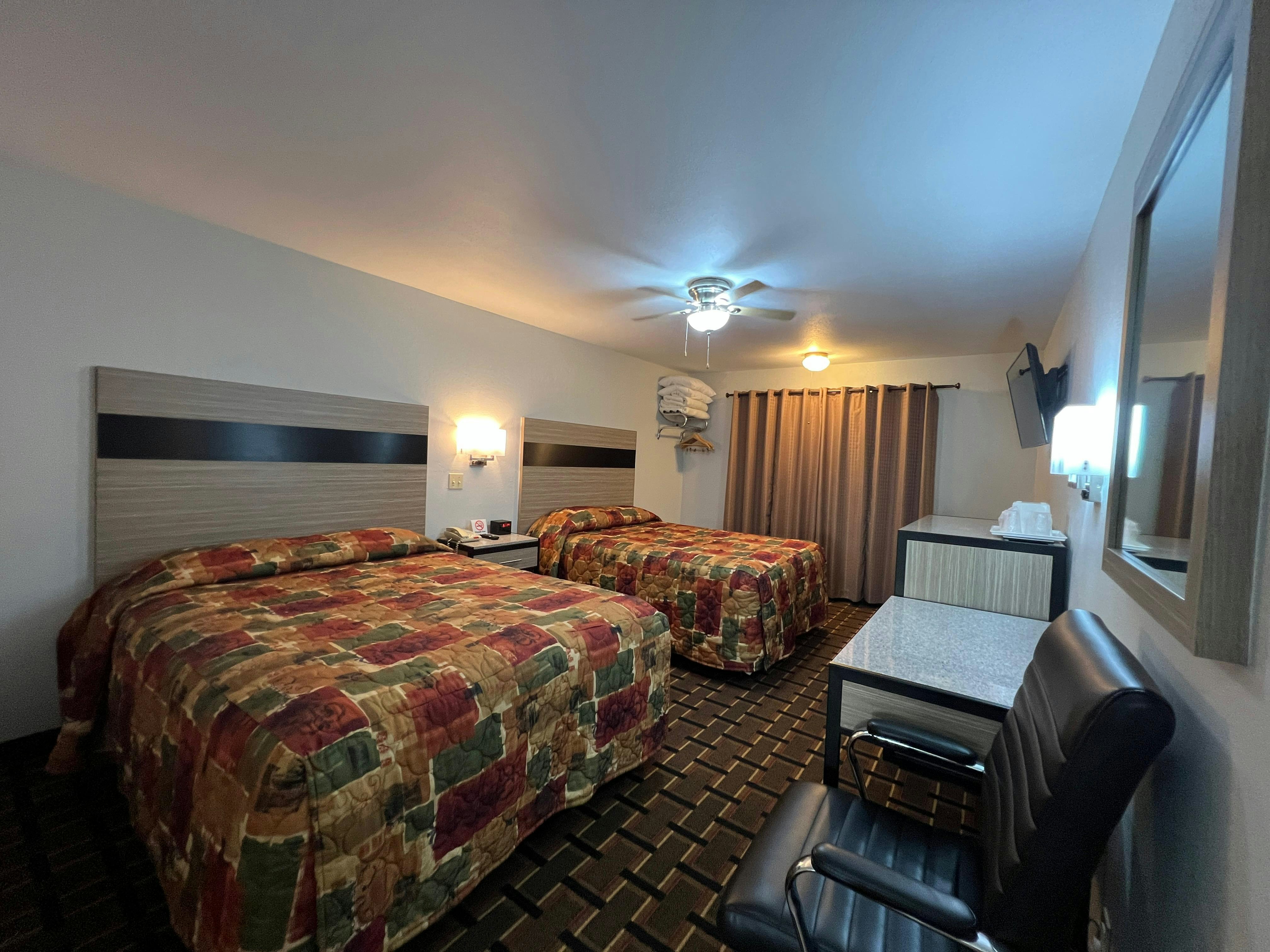 Deluxe Inn Capital O Nebraska City I 29 18/36