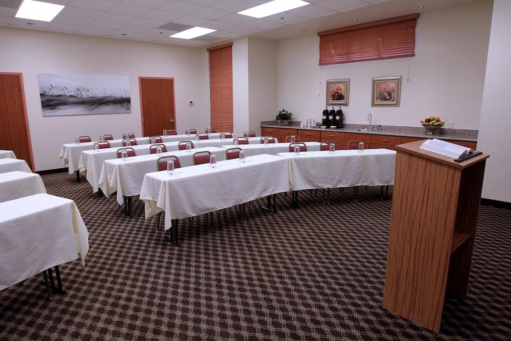 Garden Place Suites 23/61