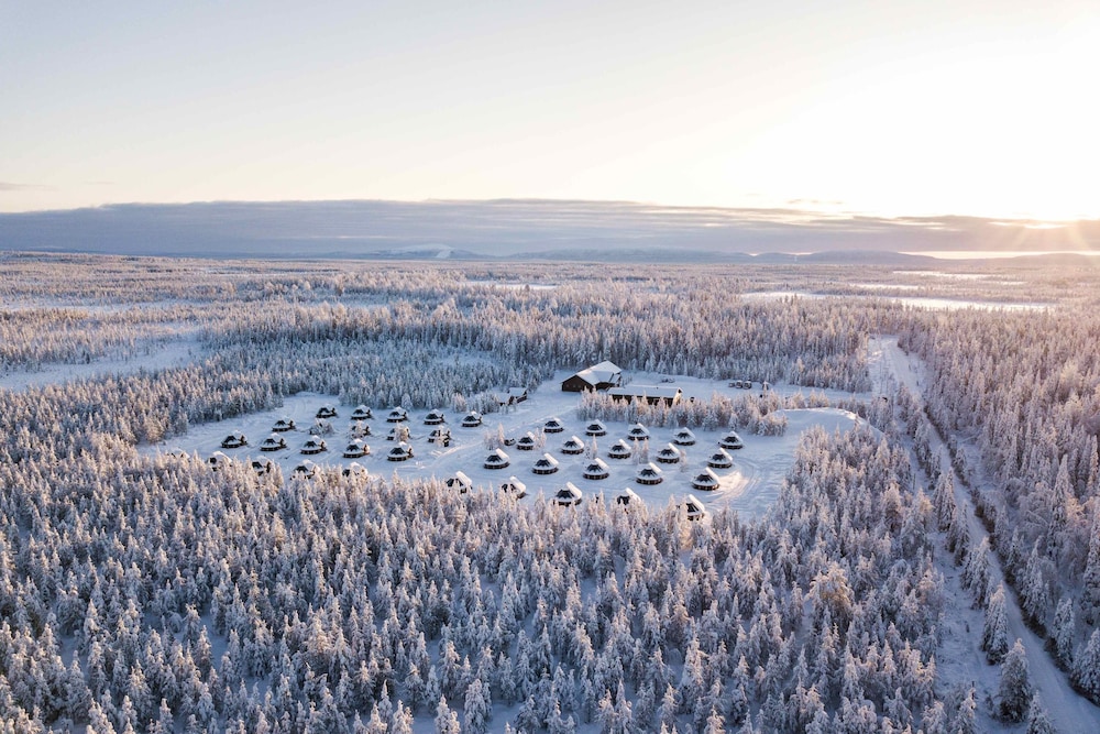 Northern Lights Village Levi 31/48