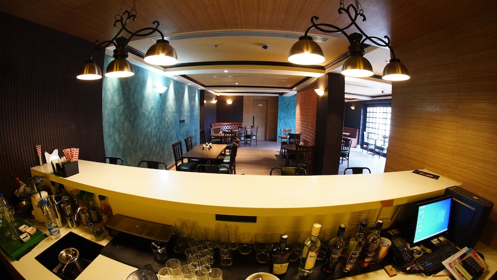 Hotel Pahadi 4/25