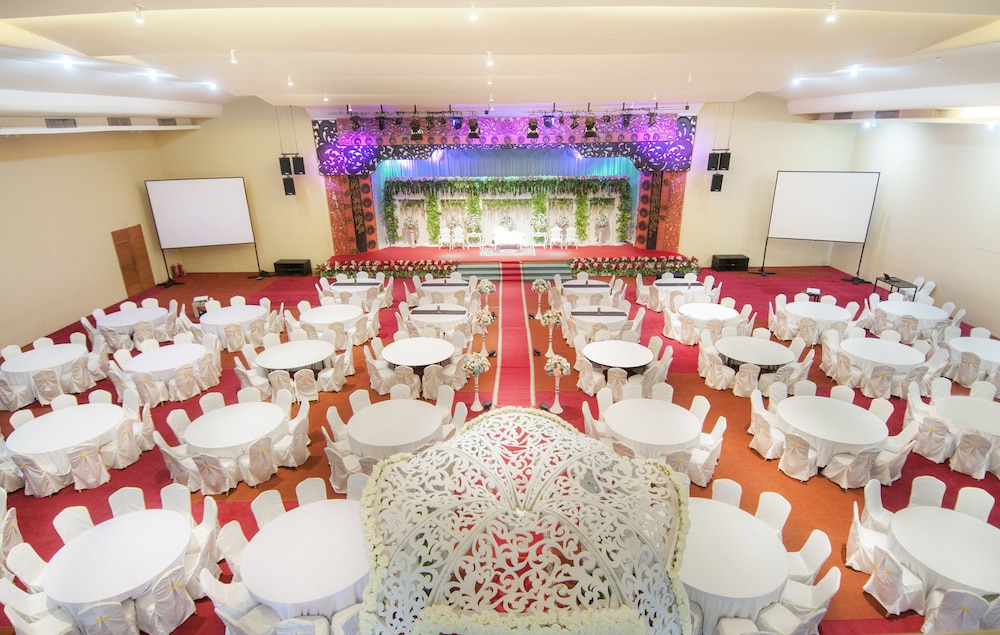 100 Sunset Hotel Kuta 53/66