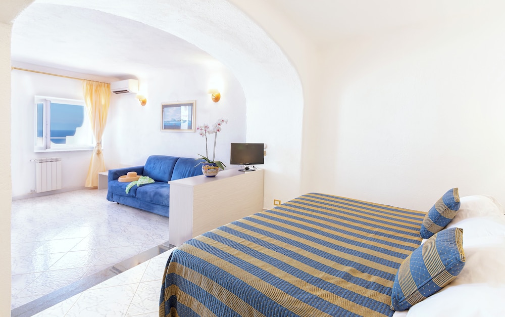 Hotel Grazia Alla Scannella 7/46