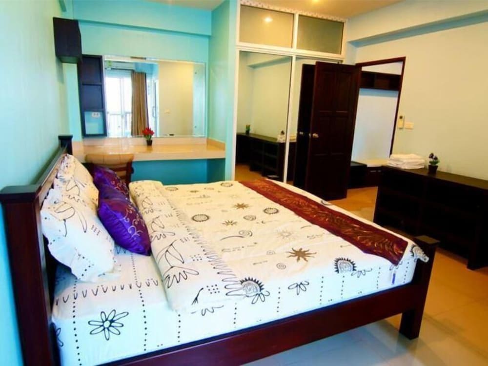 Ananya Residence Service Apartment 21/65