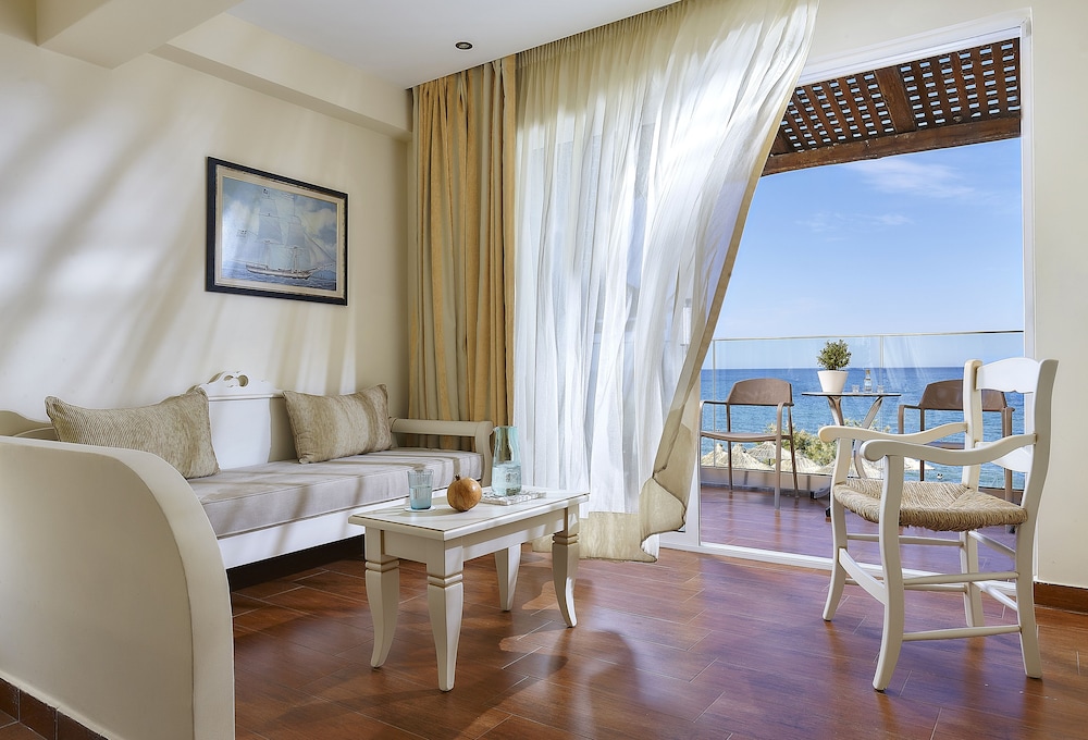 Alexander Beach Hotel & Village Resort 27/49