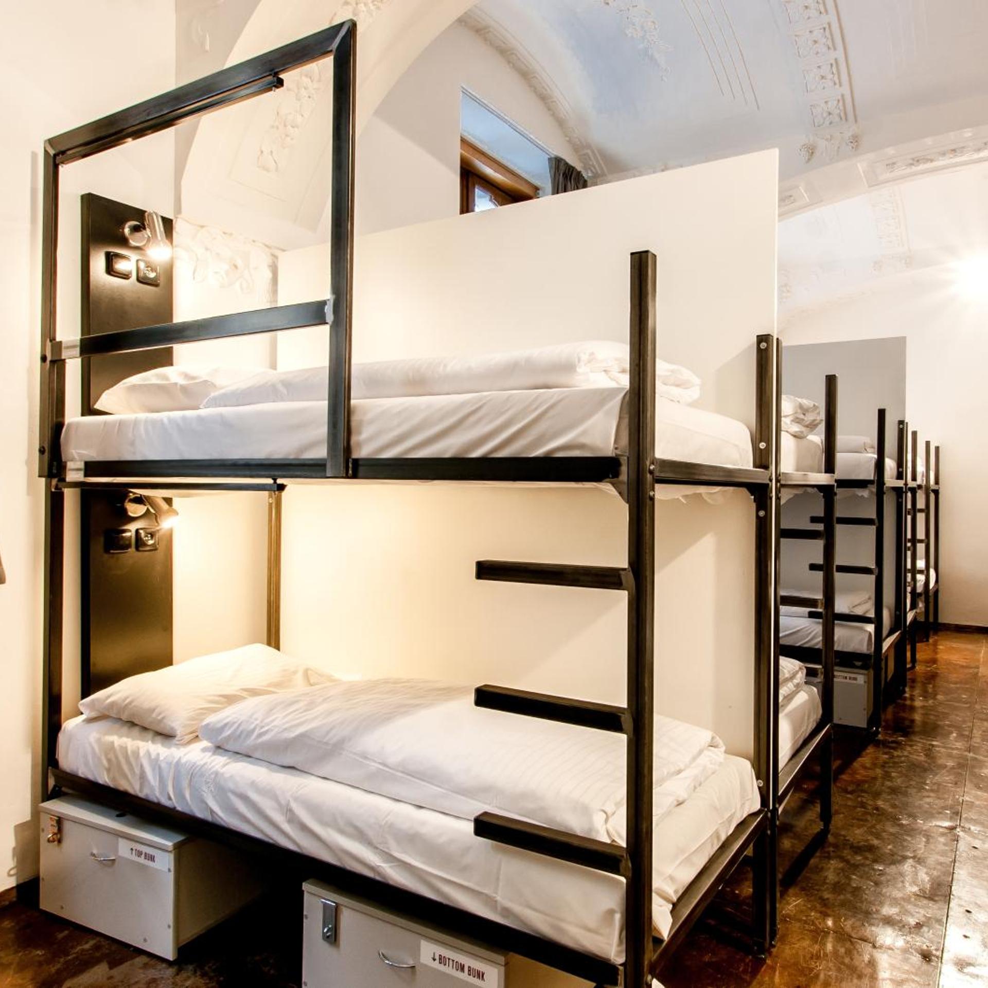 Mixed Dorm, 36 Beds