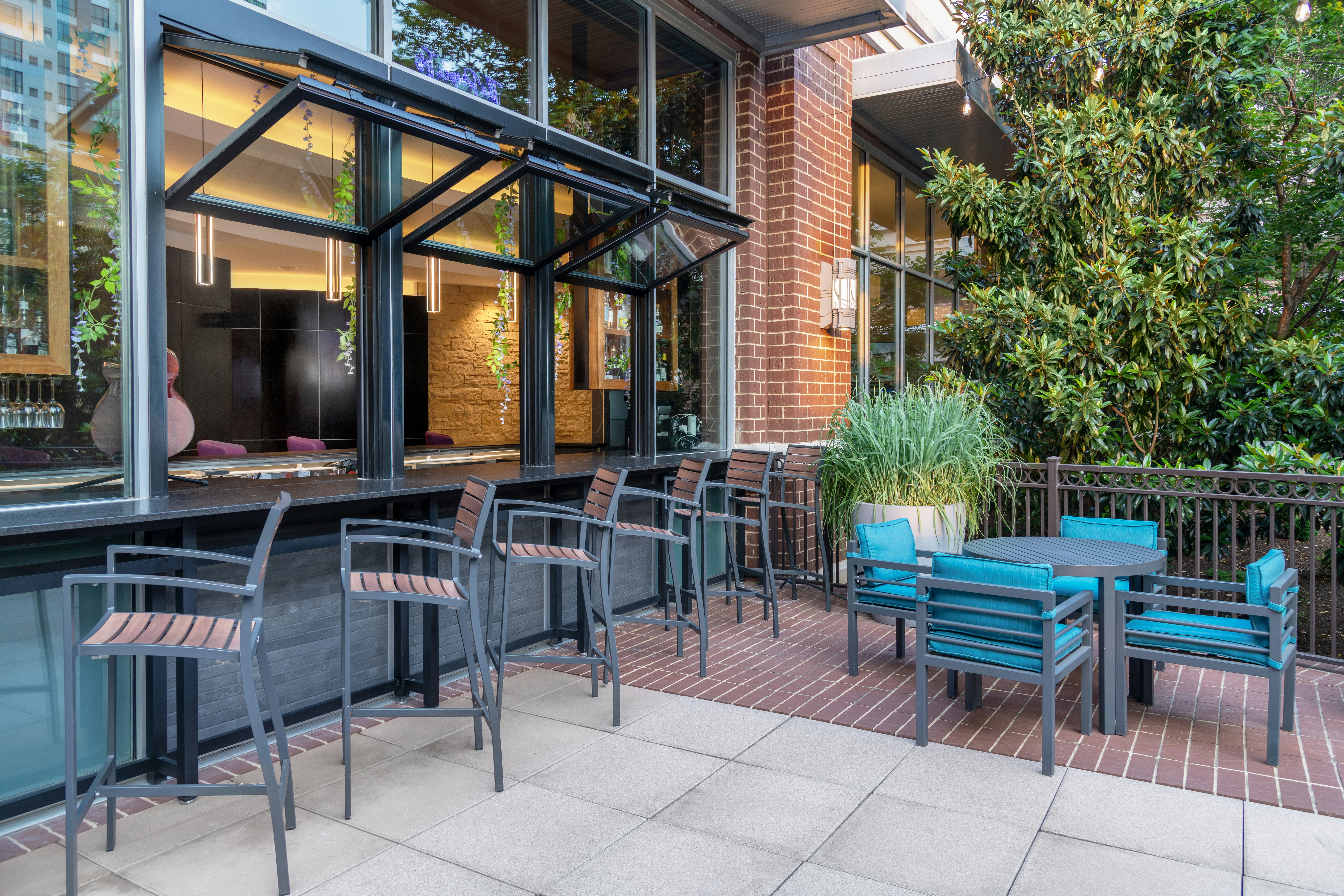 Hilton Garden Inn Nashville Downtown/Convention Center 48/68