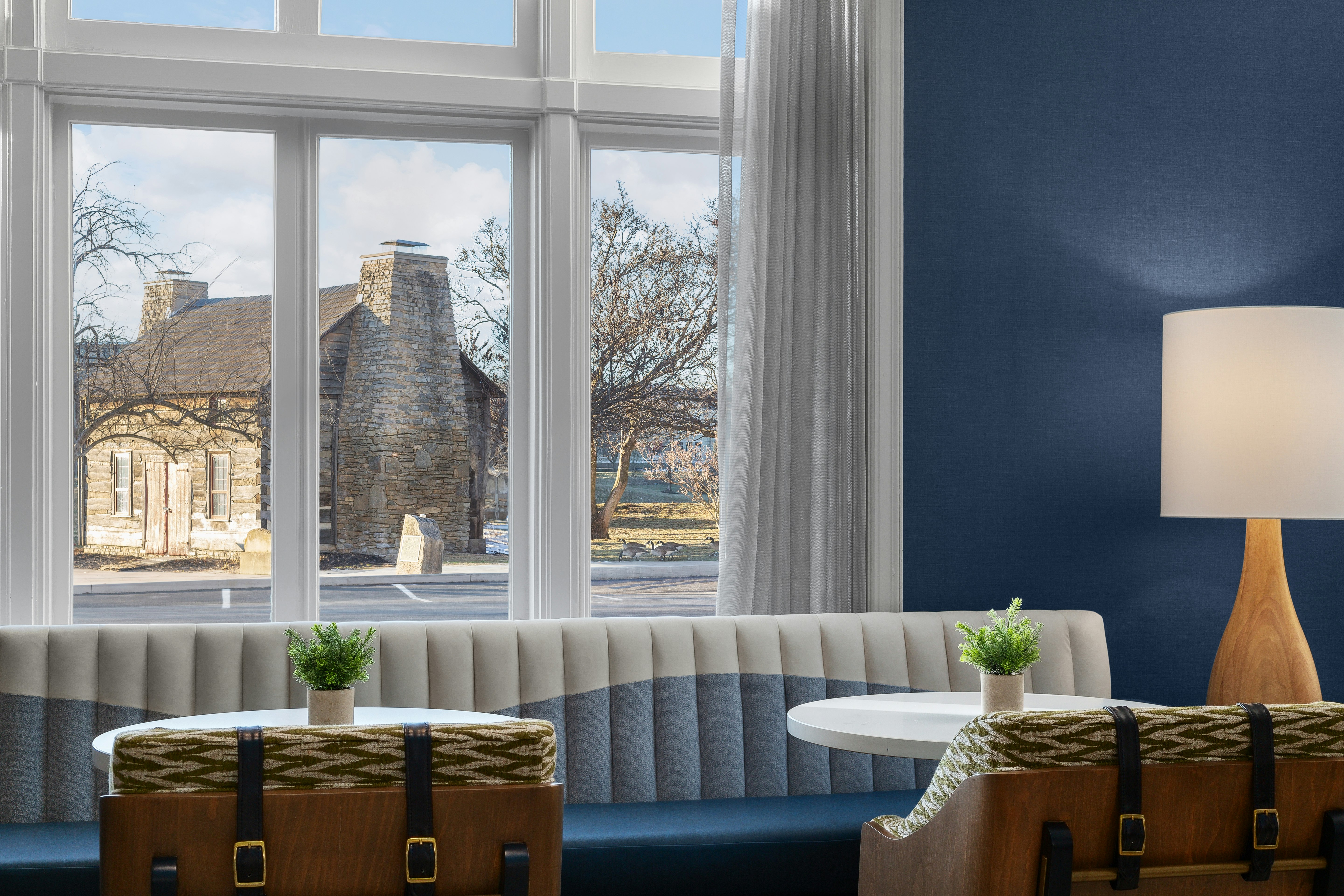 The Well House Hamilton, Tapestry Collection by Hilton 14/31