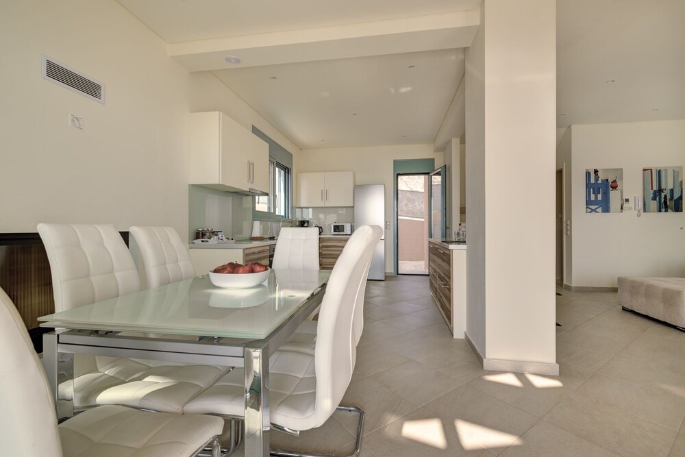 Ouzo Villas 33/50