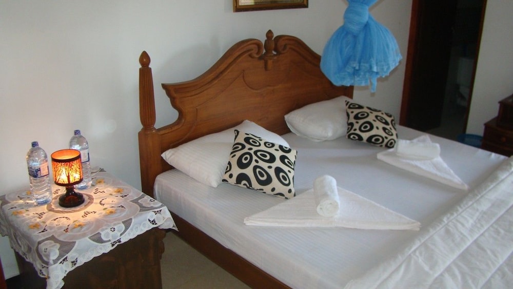 Bentota Dilu Villa 10/21