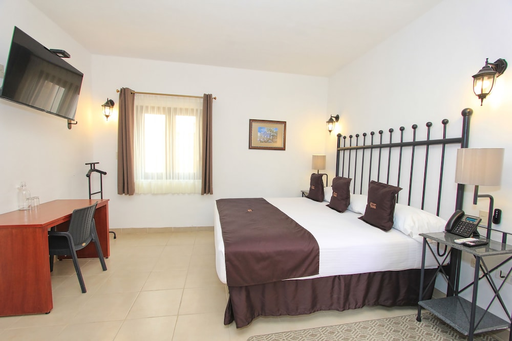 SUPERIOR, KING BED, TERRACE, COURTYARD AREA