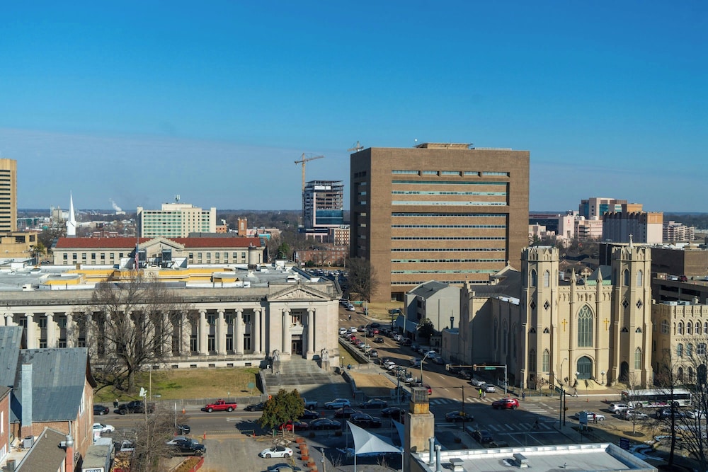 Aloft Memphis Downtown 4/51