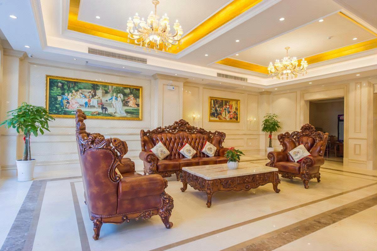Vienna Hotel (Guilin Railway Station Liangjiang Sihu) 33/45