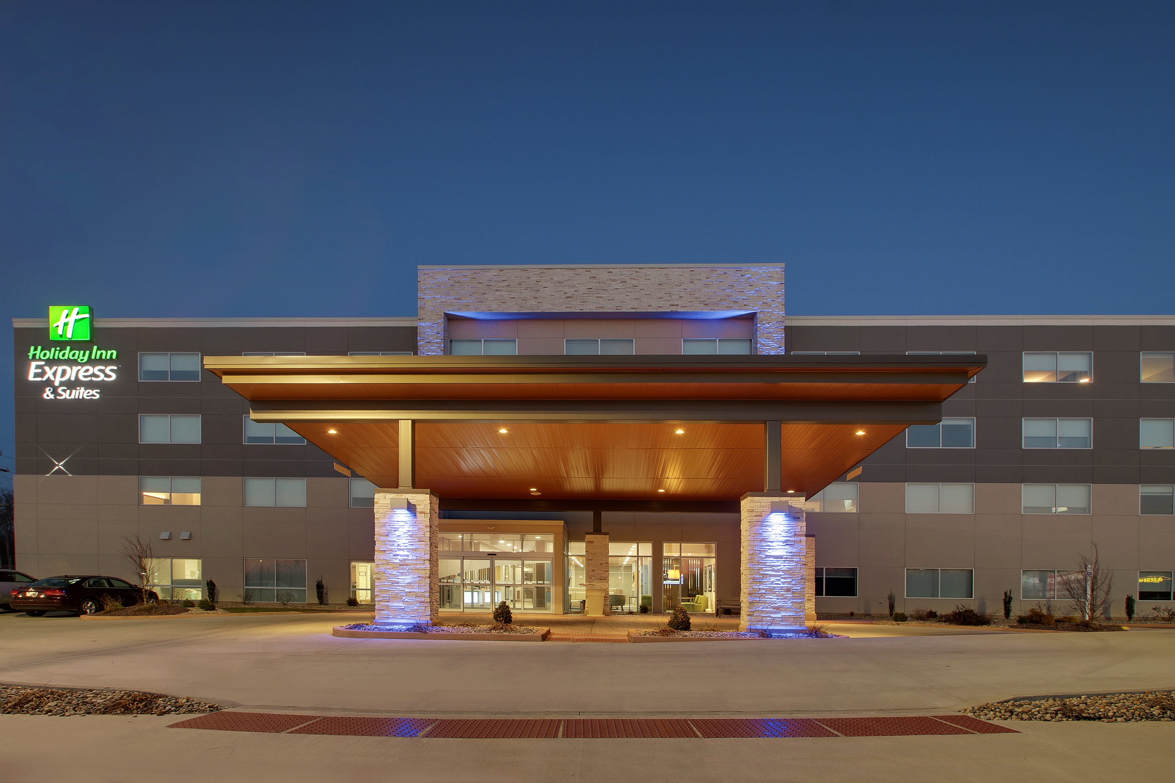 Holiday Inn Express Suites Mount Vernon 2/57