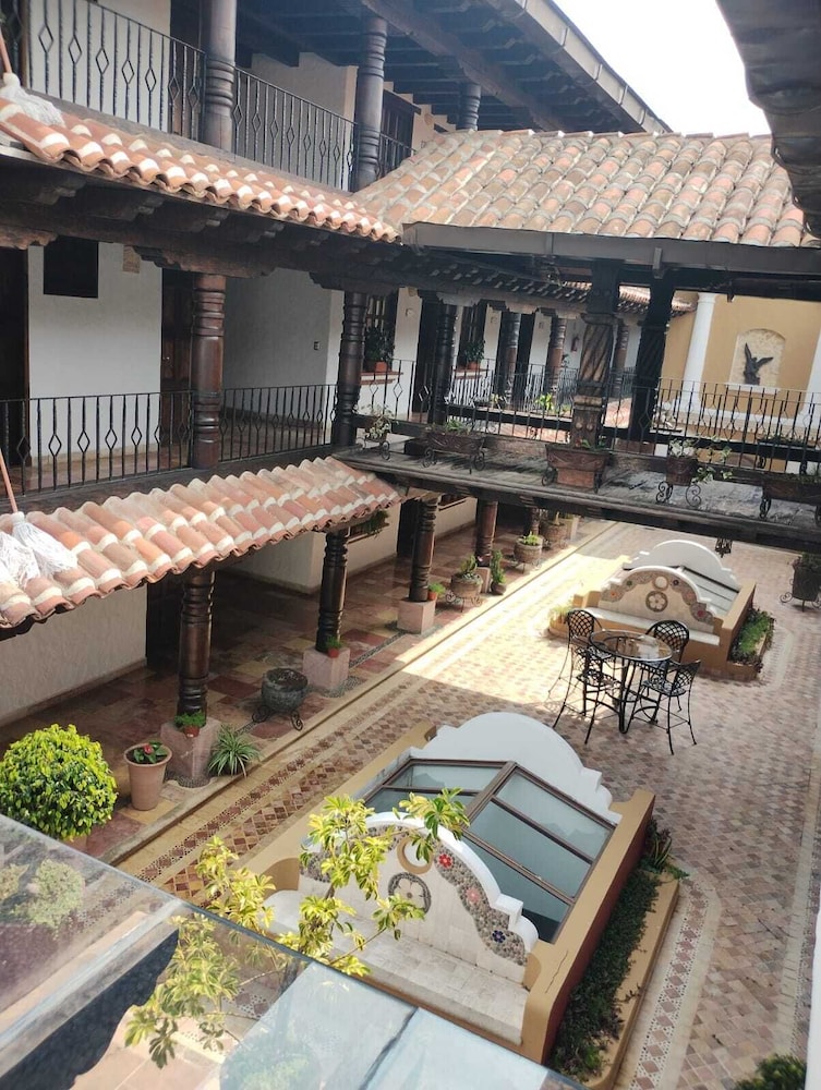 Plaza San Cristobal Inn 3/50