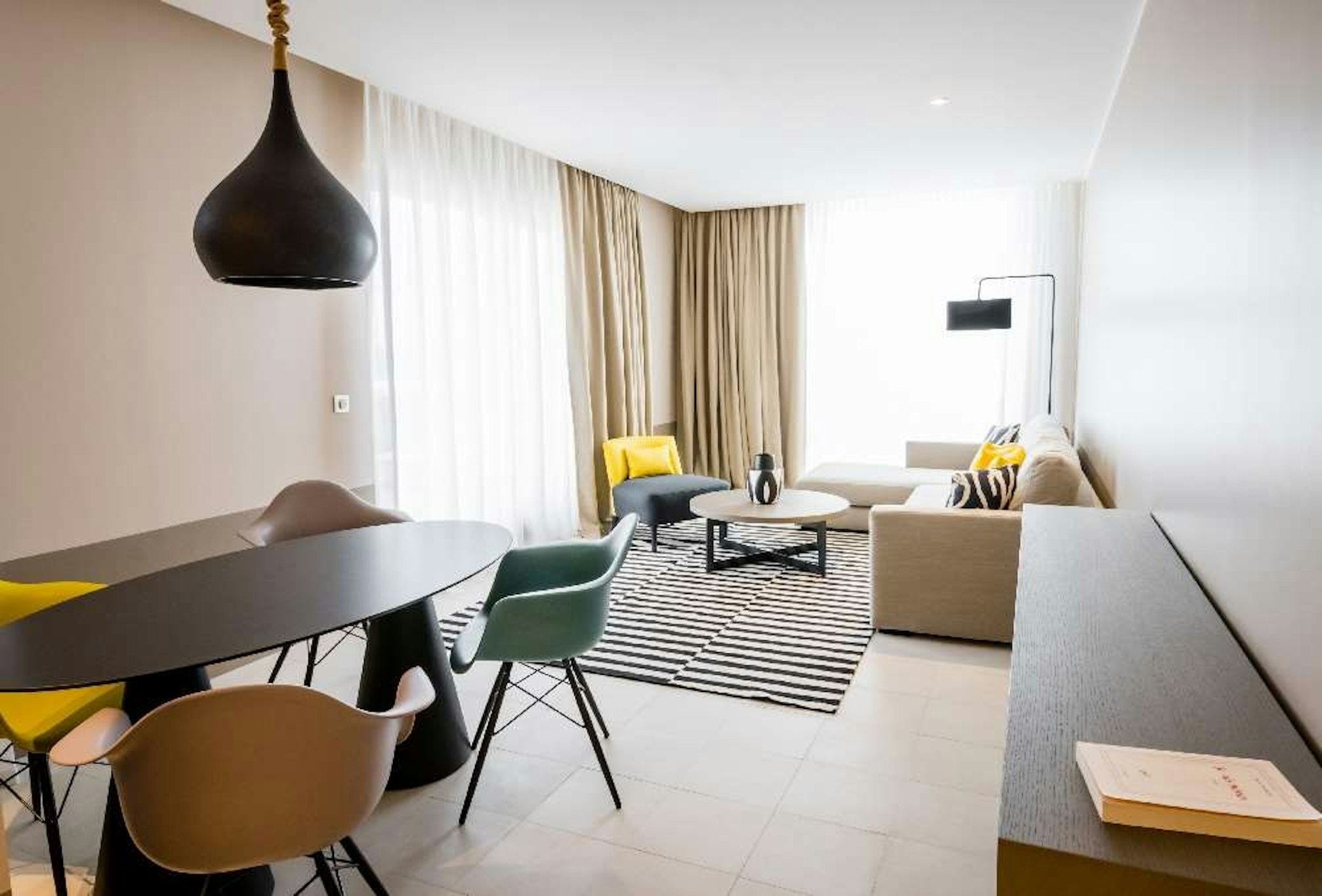 Simon Hotel 16/18