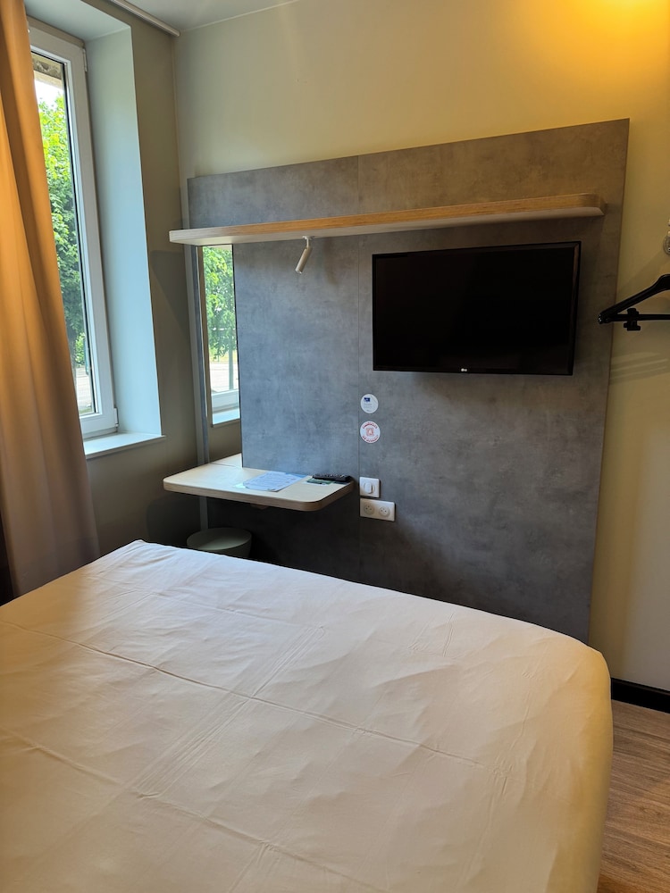 Ibis budget Nancy Laxou 12/43