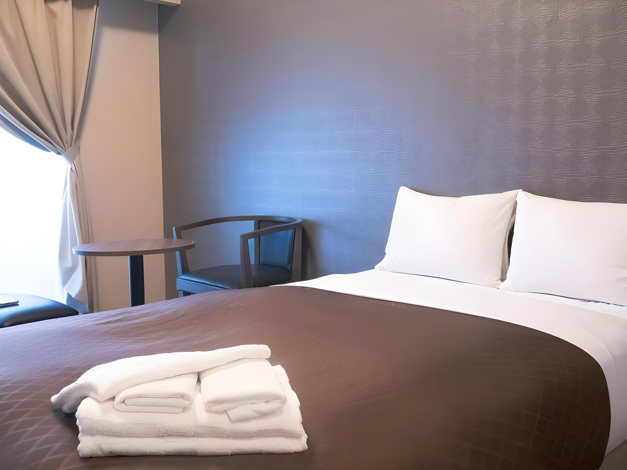 Semi Room, Single Bed, Semi Double Bed