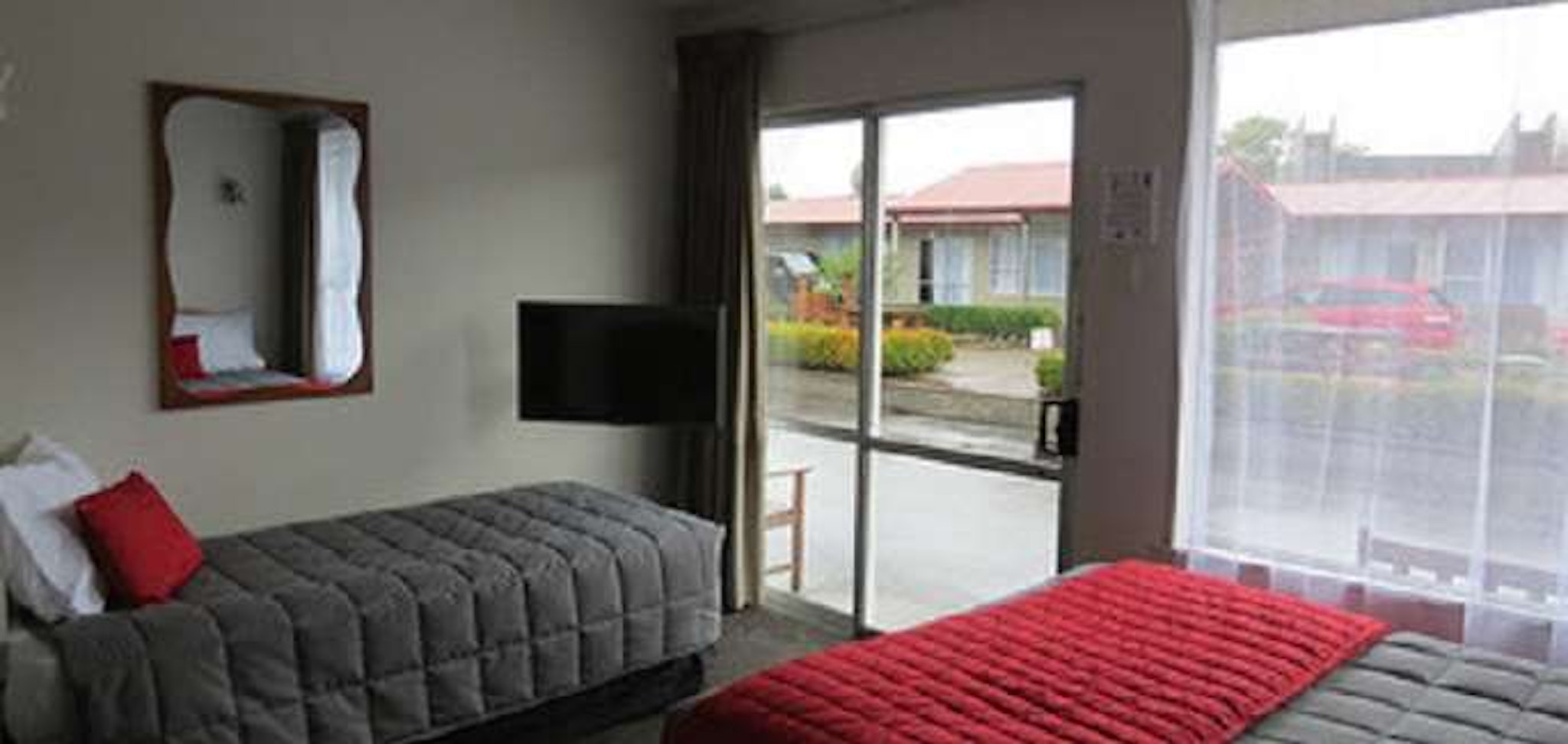 Aachen Place Motel 24/36