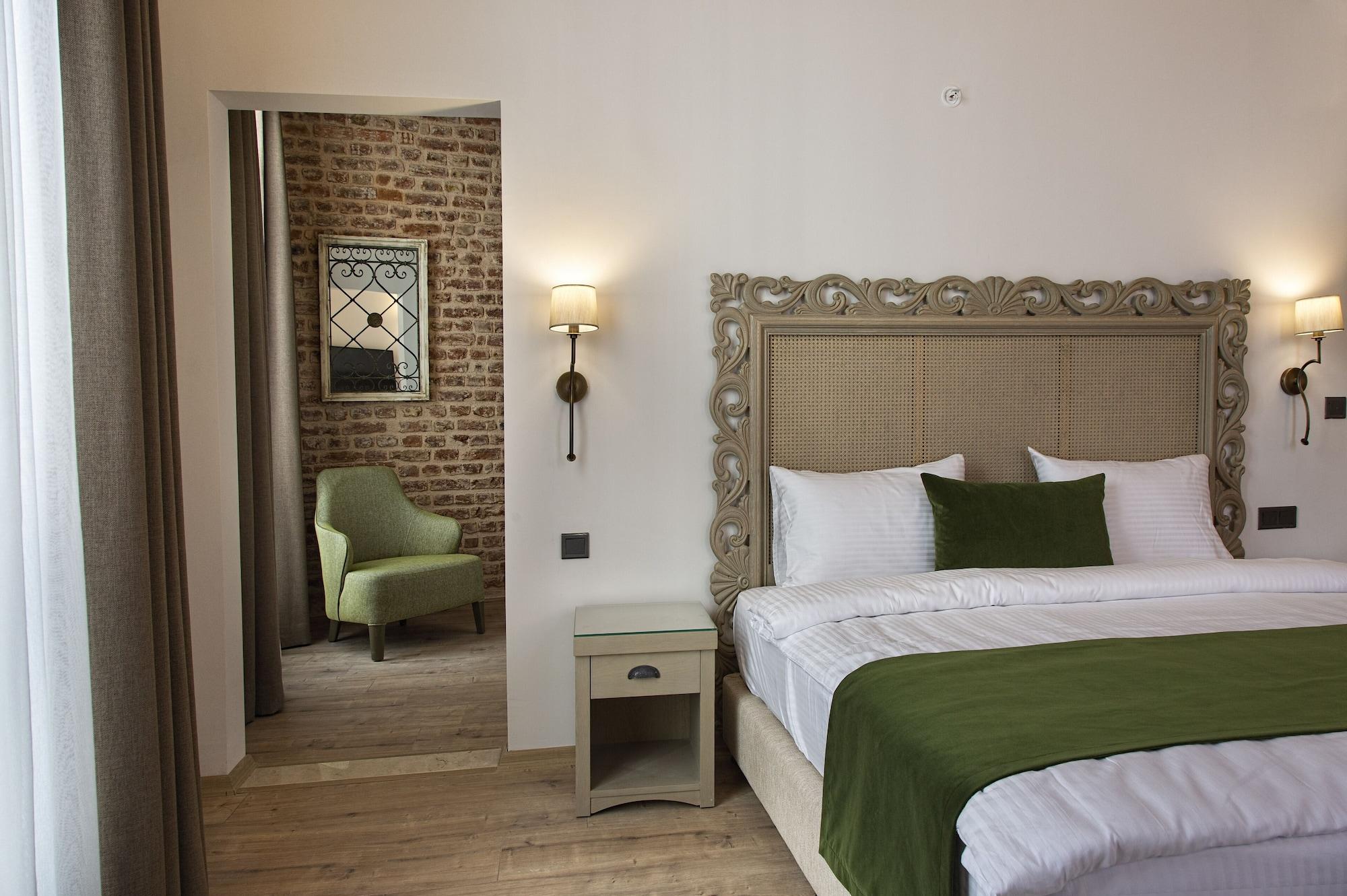 Family Suite, Loft, Balcony, Bathtub