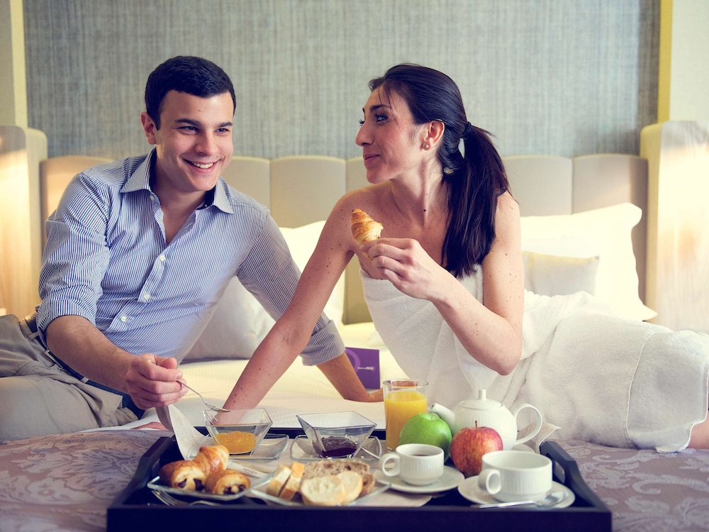 MERCURE FIRENZE CENTRO 38/73