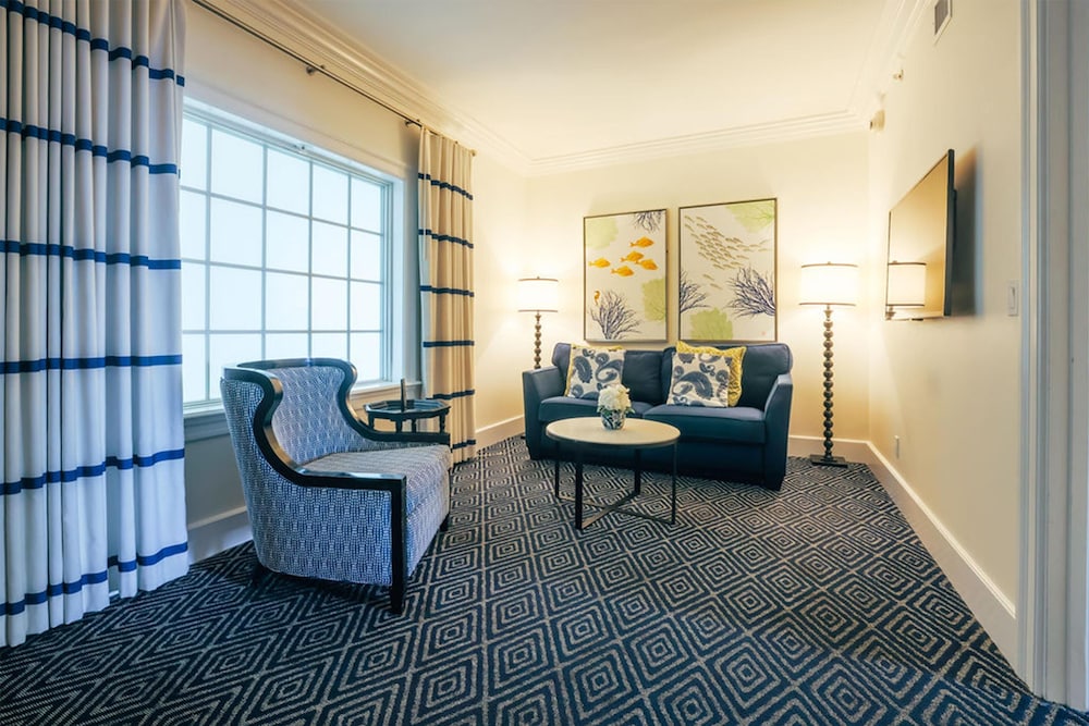 Hilton Key West Resort & Marina 50/74