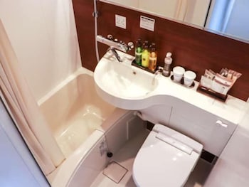 Hotel Livemax Asakusabashi-Ekimae 33/35