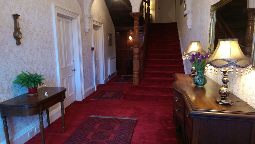 Lochinver Guest House 11/57