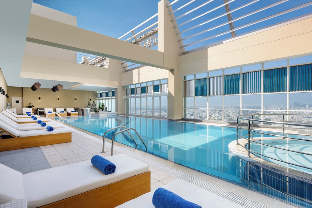 swimming pool spa