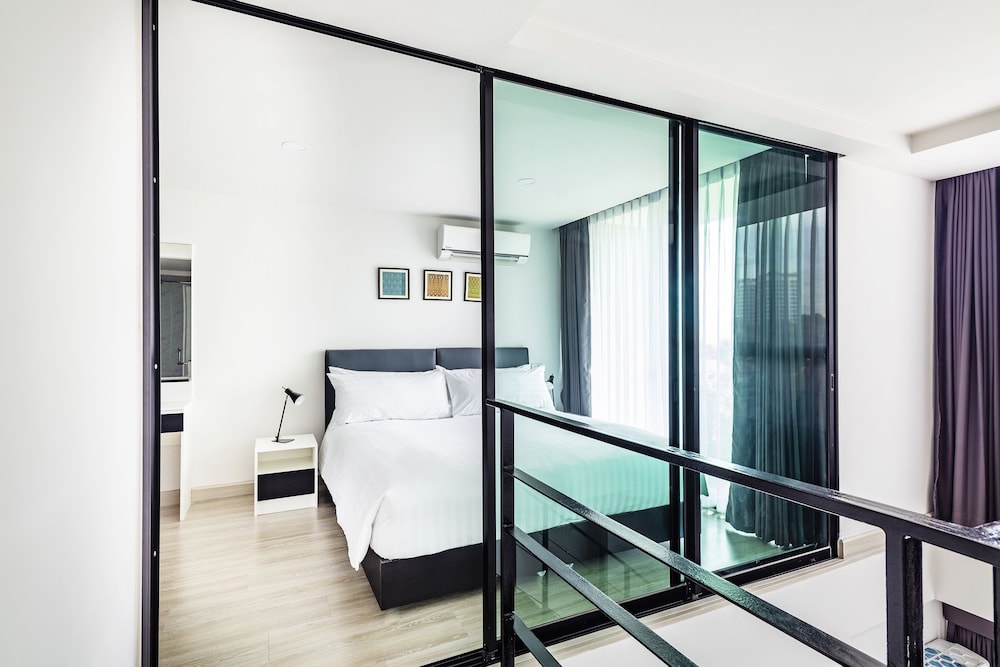 The Rizin Hotel 18/50