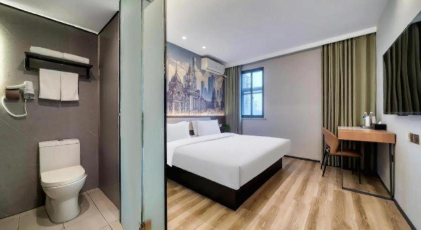 Jinjiang Inn Select (Shanghai Nanxiang Minzhu Street) 39/41