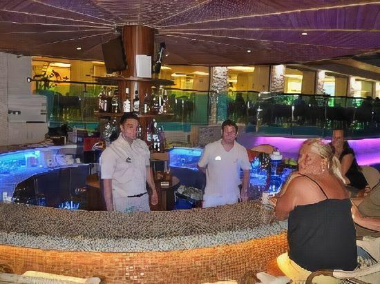 Marbella Hotel 12/27