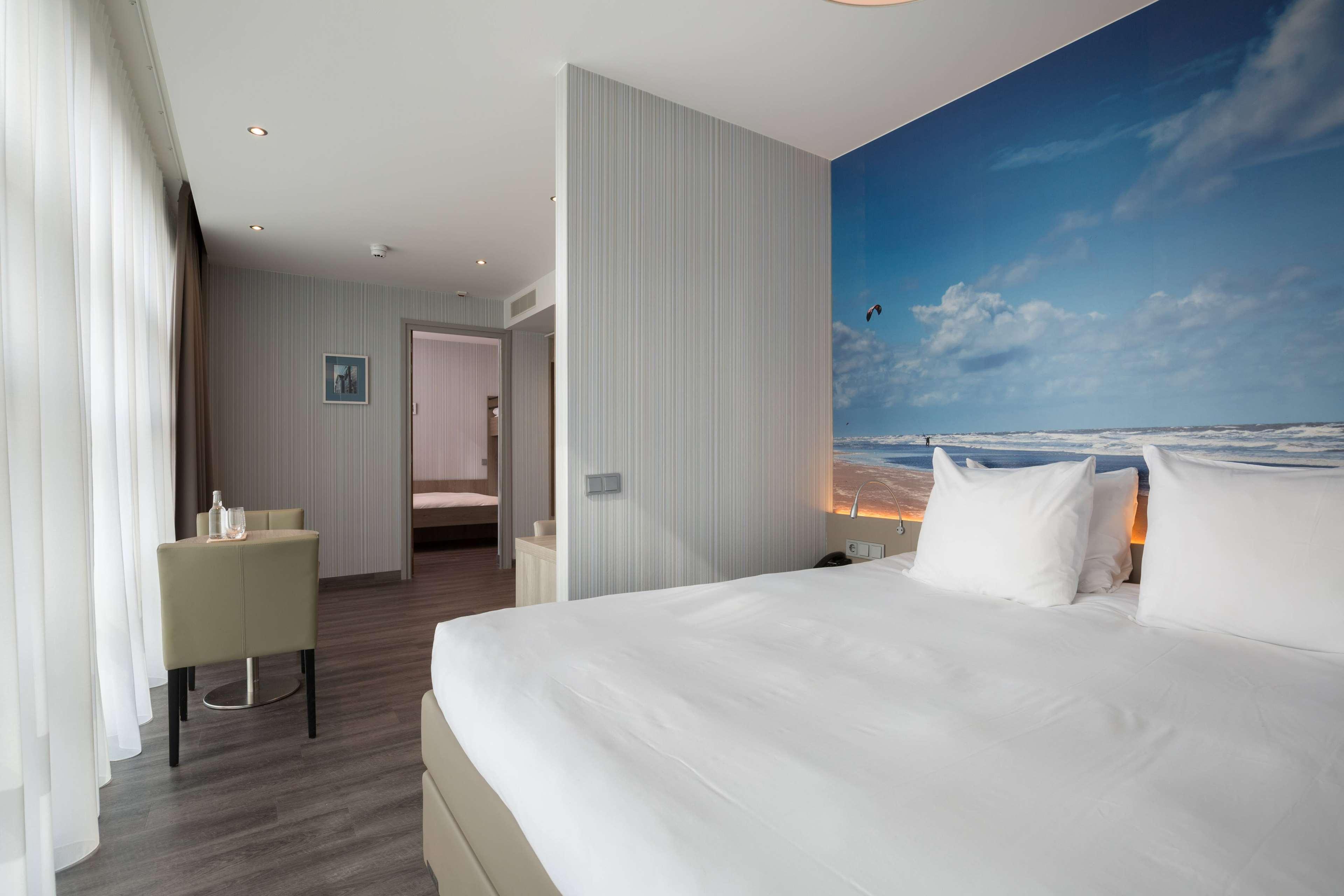 غرفة عائلية كبيرة بسرير كينج وسرير فردي وسرير بطابقين، Ramada by Wyndham The Hague Scheveningen 2/7