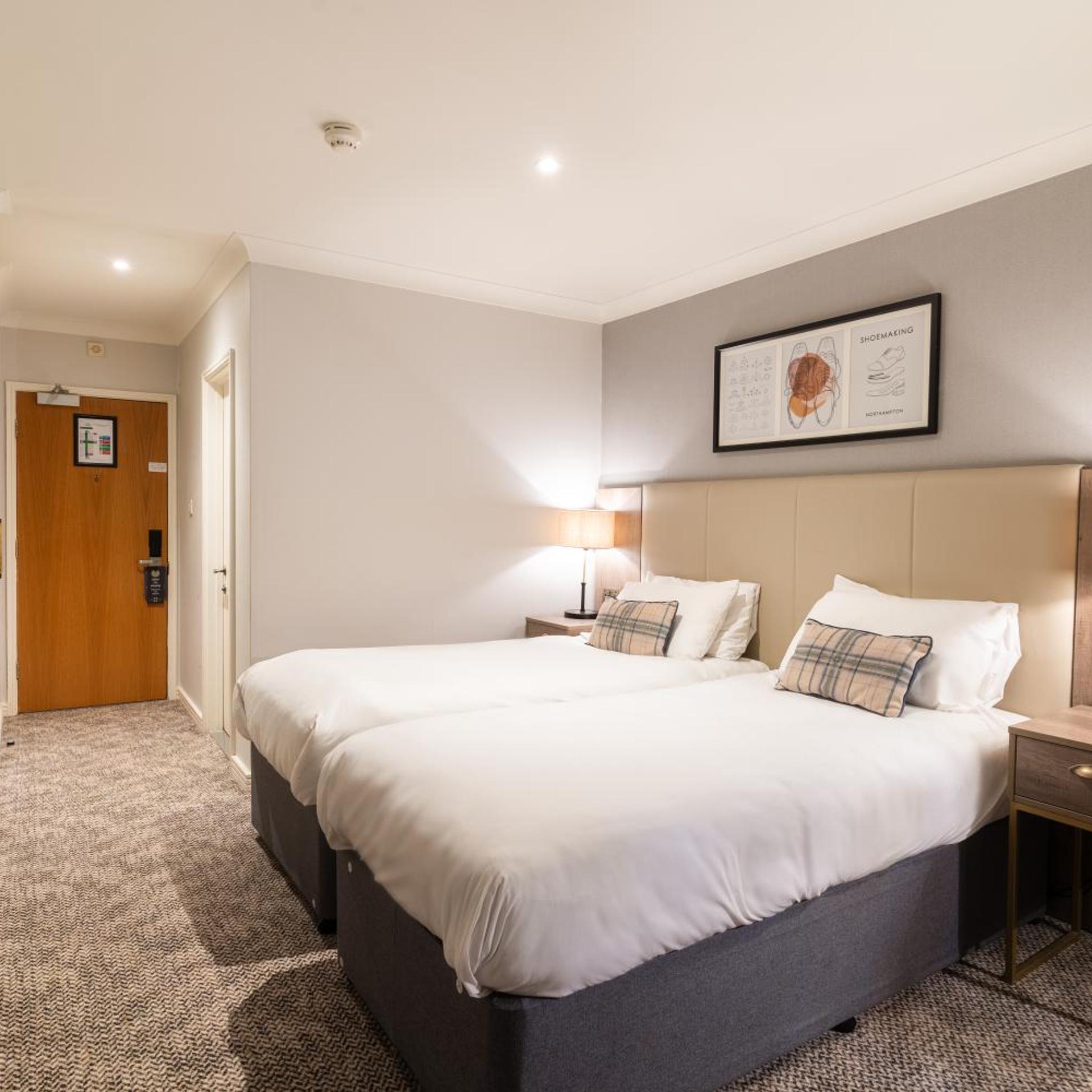 Room, Twin Beds