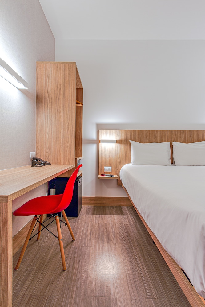 Hotel Moov Curitiba 19/39