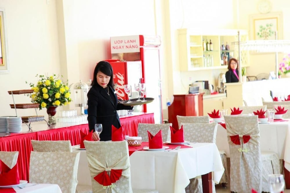 Hung Long Harbour Hotel 45/58